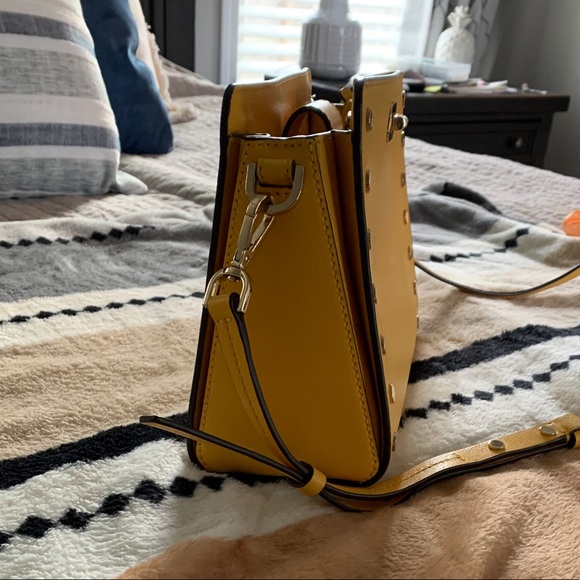 Michael Kors purse - Picture 2 of 3